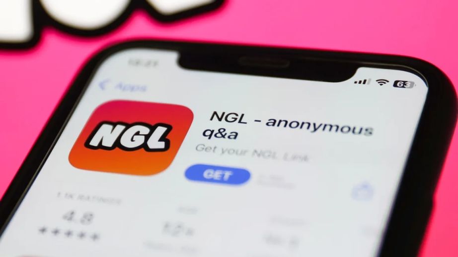 FTC Bans Anonymous Messaging App NGL from Hosting Users Under 18  - Jakub Porzycki/NurPhoto/Getty Images via CNN